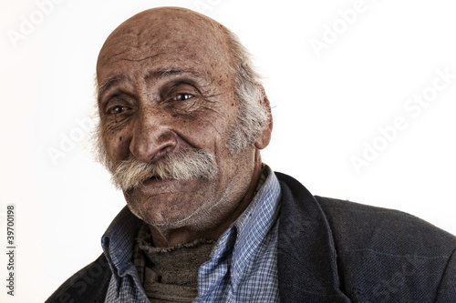 Foto: old arabian lebanese man with big mustache old arabian lebanese man with big mustache