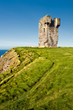 Foto: Old castle on Cliffs of Moher in Ireland. Old castle on Cliffs of Moher in Ireland.