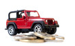 voiture 4 x 4 roulant sur de l'argent