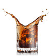 Foto: splash of cola in glass with ice cubes isolated on white splash of cola in glass with ice cubes isolated on white