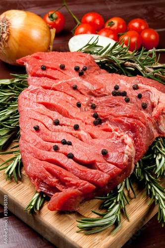 Photo: tagliata di carne cruda tagliata di carne cruda