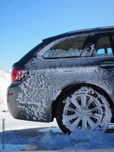 Foto: Eingefrorenes Auto Eingefrorenes Auto