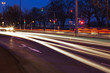 nächtlicher Straßenverkehr