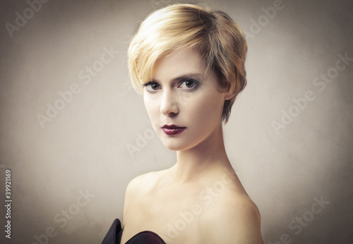 Photo: Elegant woman Elegant woman