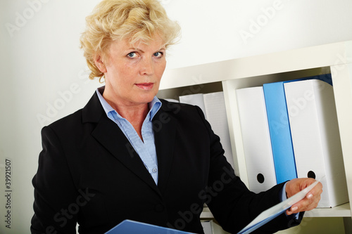 Foto: Mature businesswoman Mature businesswoman