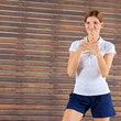 Frau beim Fitnesstraining