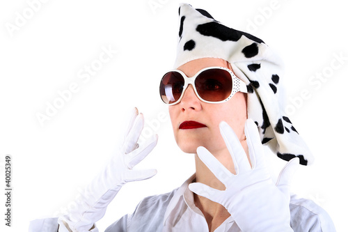 Photo: jeune femme au chapeau jeune femme au chapeau