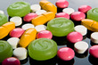Foto: bunte Tabletten bunte Tabletten