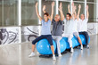 Gymnastikkurs im Fitnesscenter