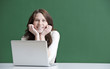 Foto: smiling young women with laptop smiling young women with laptop