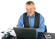mann mit notebook