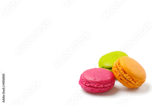 Photo: trois macarons trois macarons