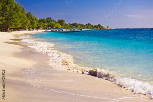 Photo: Summertime at the beach. Travangan gili. Summertime at the beach. Travangan gili.