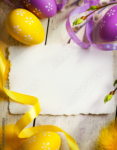 Foto: art Easter greeting card with Easter eggs art Easter greeting card with Easter eggs