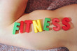 Buchstaben_Arm + Fitness
