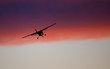 Foto: Airplane coming in for landing Airplane coming in for landing