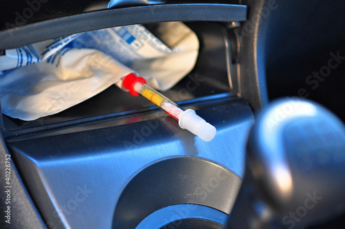 Photo: Ethylostest dans rangement Ethylostest dans rangement