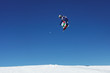 Saut extrême en snowboard (slopestyle )