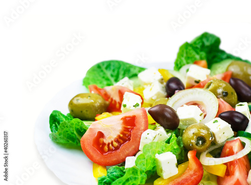 Photo: frischer Salat vor weißem Hintergrund frischer Salat vor weißem Hintergrund