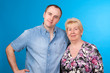 Foto: portrait of mother and son in a studio portrait of mother and son in a studio