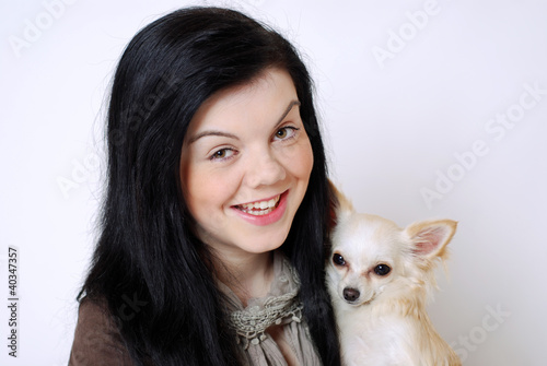 Foto: Jugendliche mit Chihuahua Jugendliche mit Chihuahua