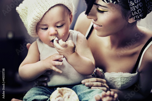 Photo: Portrait of a child and mum Portrait of a child and mum
