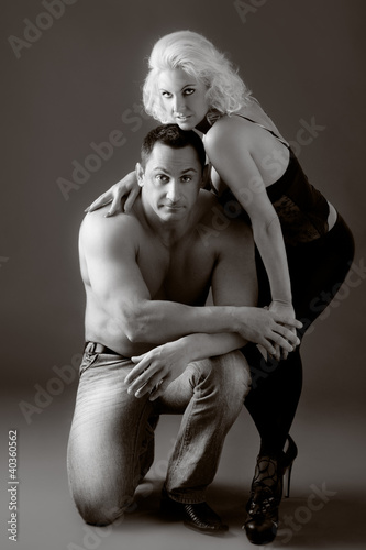 Photo: Fashion Naked Couple, Dramatic image shot in studio Fashion Naked Couple, Dramatic image shot in studio