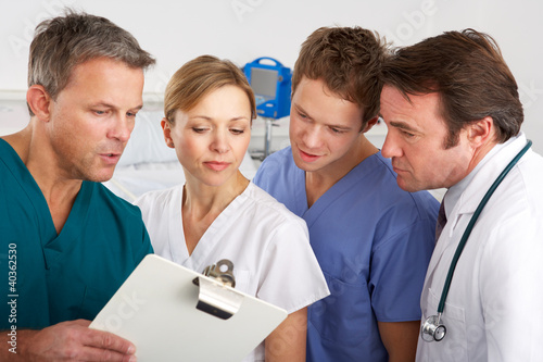 Photo: American medical team working on hospital ward American medical team working on hospital ward