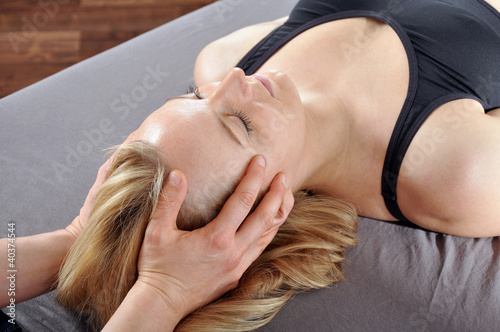 Photo: Osteopathische Behandlung Osteopathische Behandlung