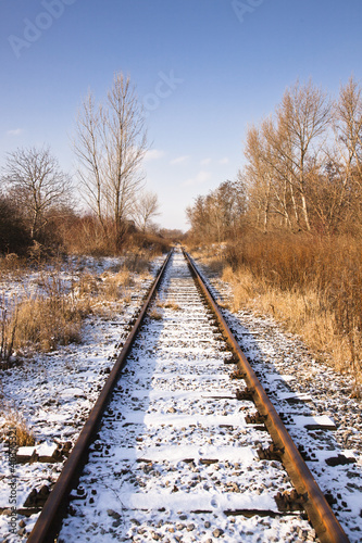 Foto: Eisenbahnschienen in die Weite Eisenbahnschienen in die Weite