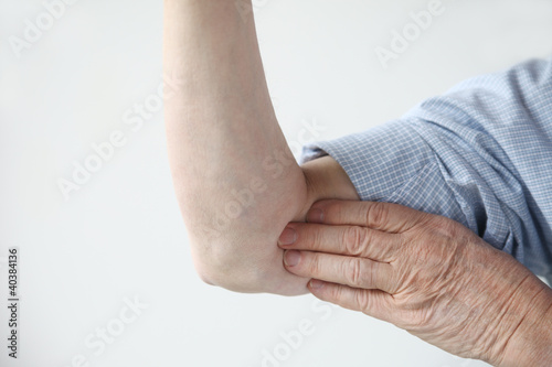 Photo: pain in upper arm pain in upper arm