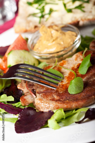 Foto: Schweinesteak mit Portulak Schweinesteak mit Portulak