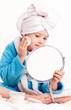 Foto: girl with mirror girl with mirror