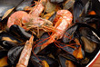 COZZE BOLLITE E GAMBERI