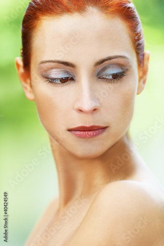 Photo: beautiful woman with bare shoulders beautiful woman with bare shoulders