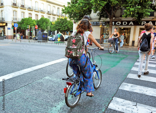 Photo: Bicicleta en la ciudad Bicicleta en la ciudad