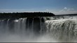Die Wasserfälle von Iguazú in Brasilien und Argentinien