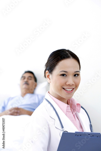 Foto: Doctor and patient in a ward Doctor and patient in a ward