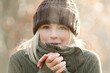 Photo: Junge Frau im Herbst Junge Frau im Herbst
