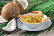 Pikante Kokos-Garnelensuppe mit Curry