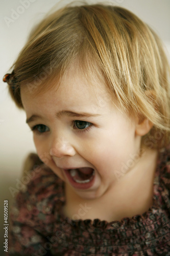 Foto: Girl screaming Girl screaming