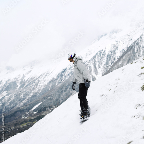 Photo: Man snowboarding Man snowboarding
