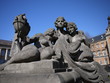 Gruppe entblöster Frauen
