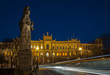 Maximilianeum mit Brückenstatue