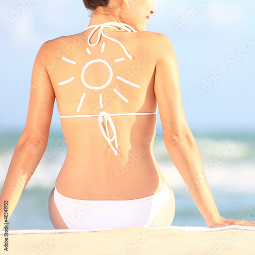 Photo: Sunscreen / sun tan lotion Sunscreen / sun tan lotion