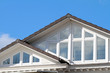 Giebelfenster mit Sonnenschutz Giebelfenster mit Sonnenschutz