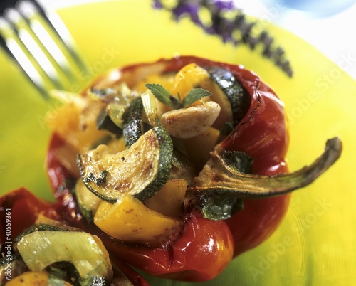Foto: Stuffed pepper with vegetable stuffing Stuffed pepper with vegetable stuffing