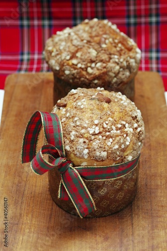 Photo: Mini-panettone with a bow Mini-panettone with a bow
