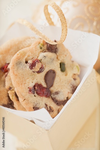 Photo: Chocolate chip cookies with cranberries to give as a gift Chocolate chip cookies with cranberries to give as a gift