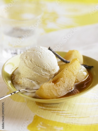 Photo: Vanilla Ice Cream with Pears and Caramel Sauce Vanilla Ice Cream with Pears and Caramel Sauce